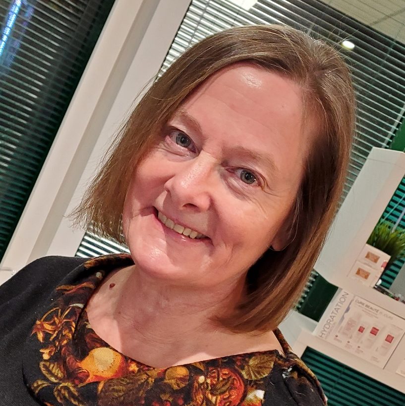 Head shot of Deborah Nicoll-Griffith
